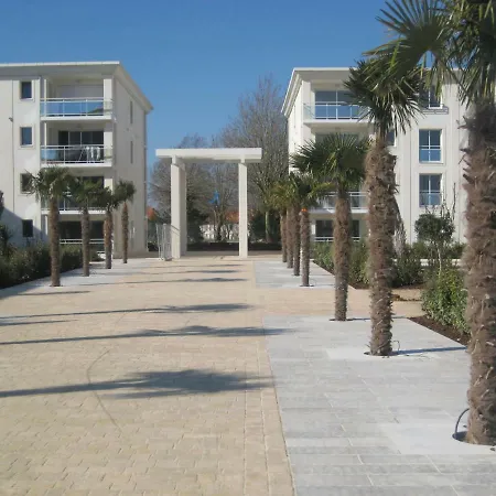 Le Parc Des Cordeliers * Λα Ροσέλ